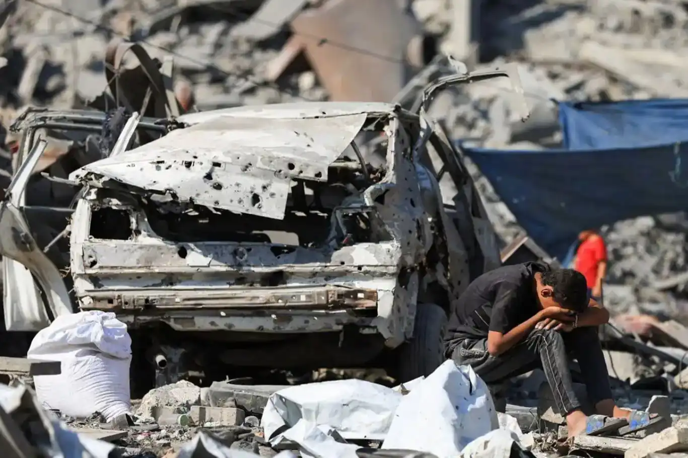 إخلاء شكلي وفخ حقيقي..الاحتلال يأمر بإخلاء 9 مناطق جديدة في غزة إخلاء شكلي وفخ حقيقي..الاحتلال يأمر بإخلاء 9 مناطق جديدة في غزة
