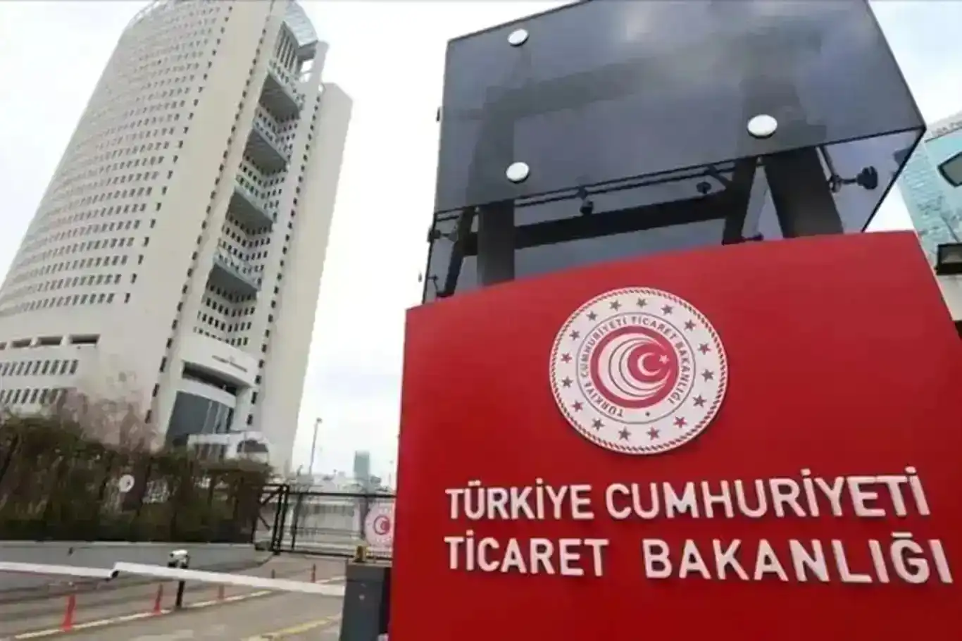 Ticaret Bakanlığı dolandırıcılık olaylarına karşı uyardı Ticaret Bakanlığı dolandırıcılık olaylarına karşı uyardı