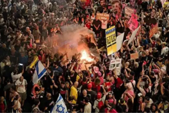 Tel Aviv'de esir takası anlaşması talebiyle gösteriler yapıldı