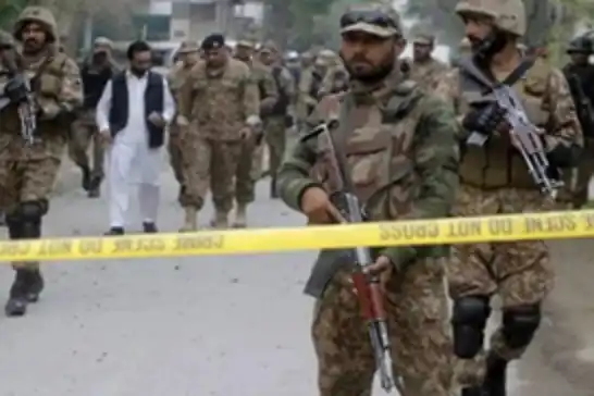 لە پاکستان هێرش کرایە سەر هێزەکانی ئاسایش: ١١ کوژراو