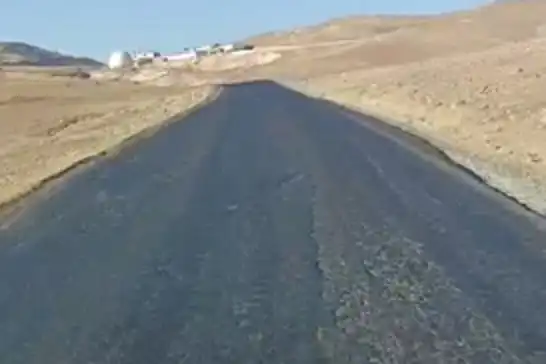 Batman'da çöp suyu tehlikesi: Yol buz pistine dönebilir!