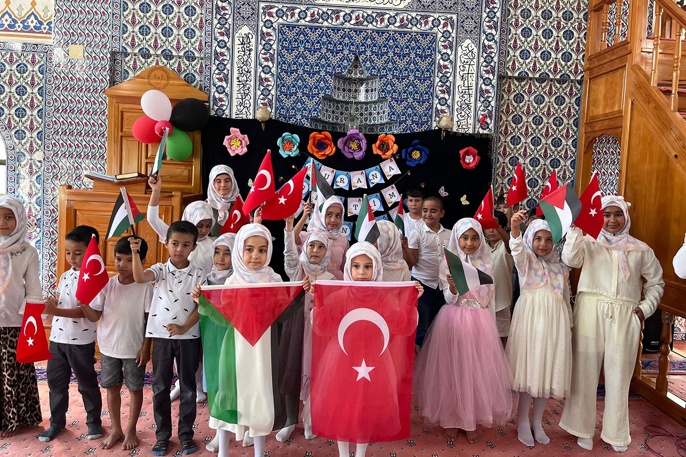 Yaz Kur'an kursu öğrencilerinin Kur'an'a geçme heyecanı
