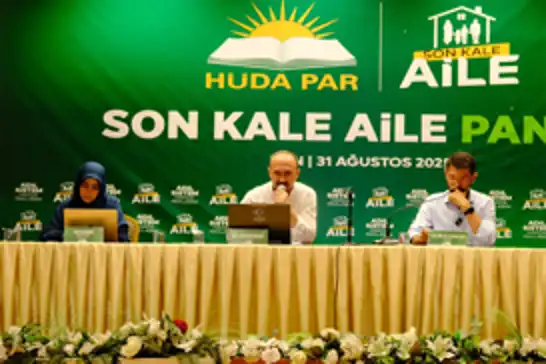 "Son Kale: Aile" panelinde aile hakemliği talebi: Türkiye'de aile arabuluculuğuna ihtiyaç var!