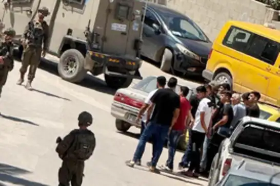 Esirler Medya Ofisi: Batı Şeria'da toplu alıkoymalar savaş suçu