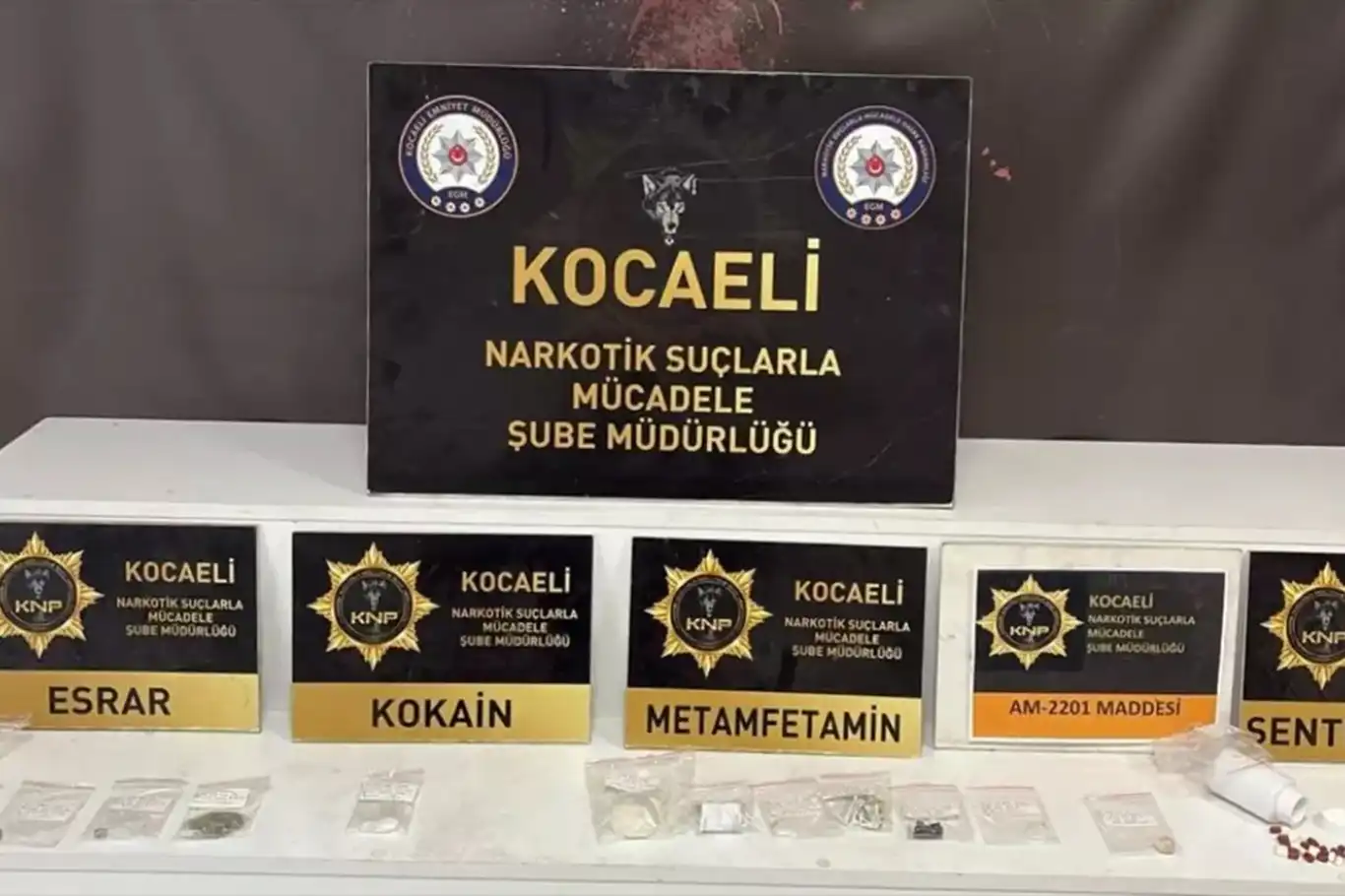 Kocaeli'de uyuşturucu operasyonu: 9 tutuklama Kocaeli'de uyuşturucu operasyonu: 9 tutuklama