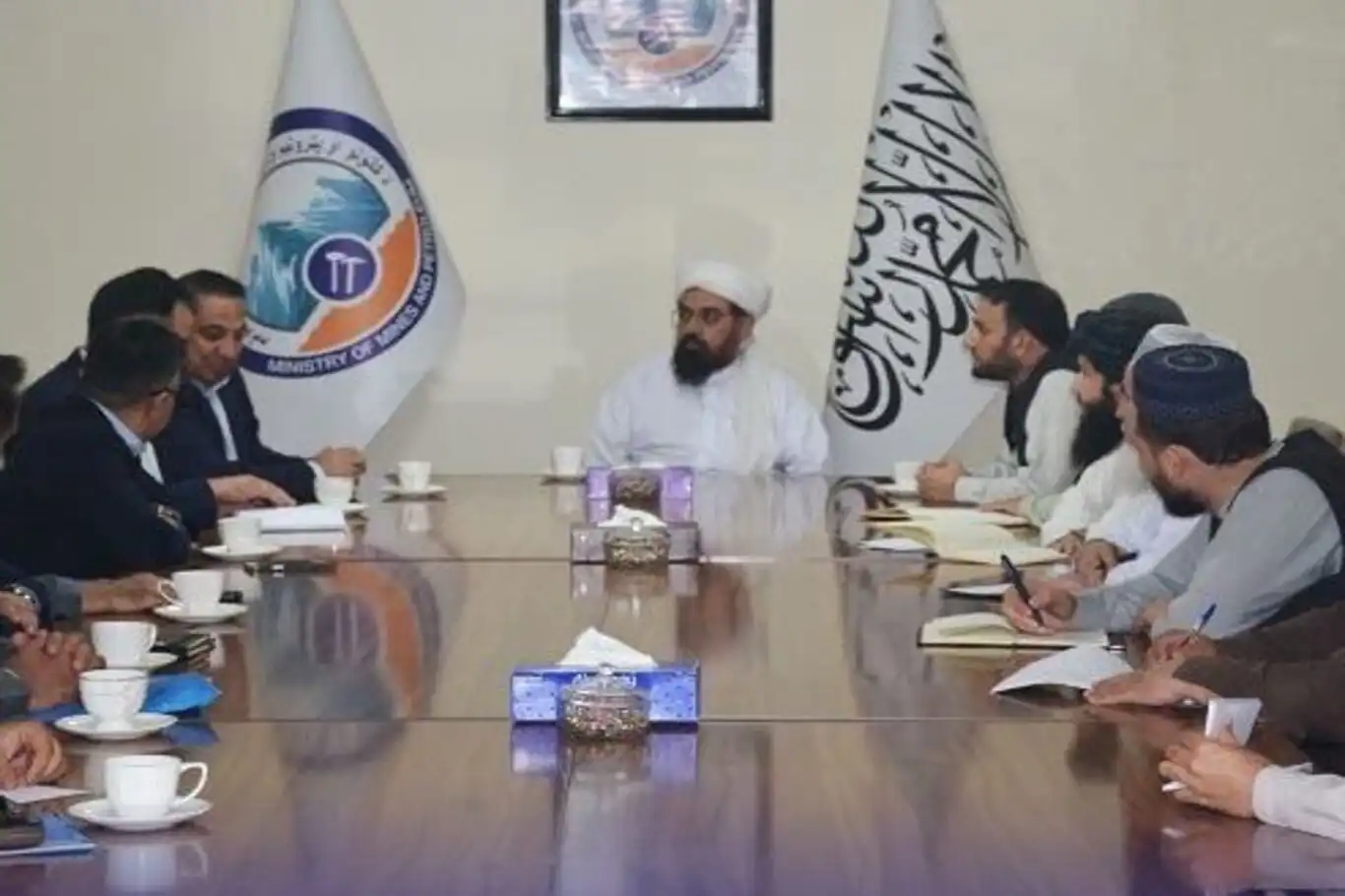 Afghanistan, Iran discuss expanded cooperation in mining sector