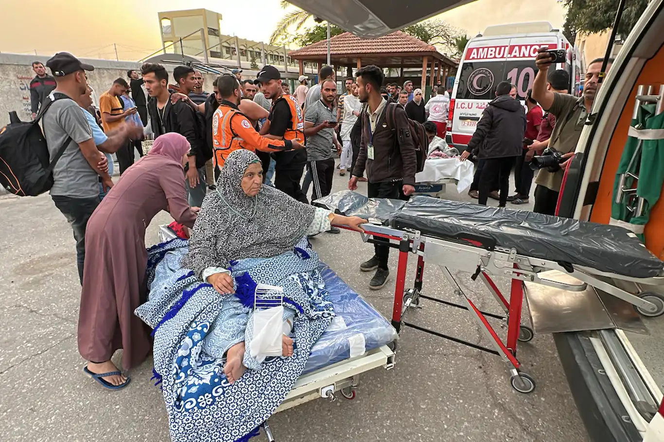 Gazze'de hastalar açlık, saldırı ve tedavi engeliyle kuşatılmış durumda
