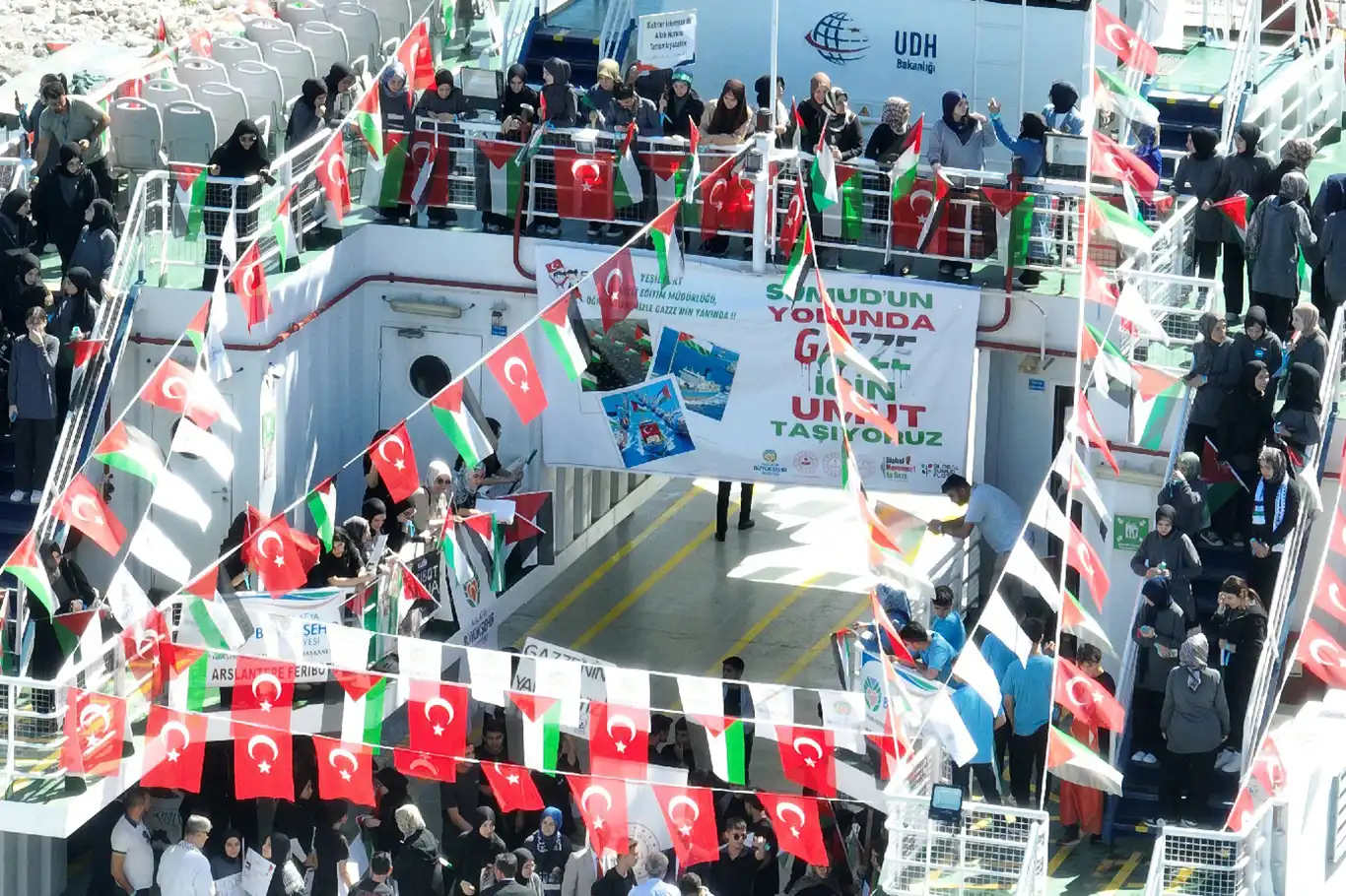 Malatya'dan Gazze'ye ve Küresel Sumud Filosu'na anlamlı destek Malatya'dan Gazze'ye ve Küresel Sumud Filosu'na anlamlı destek