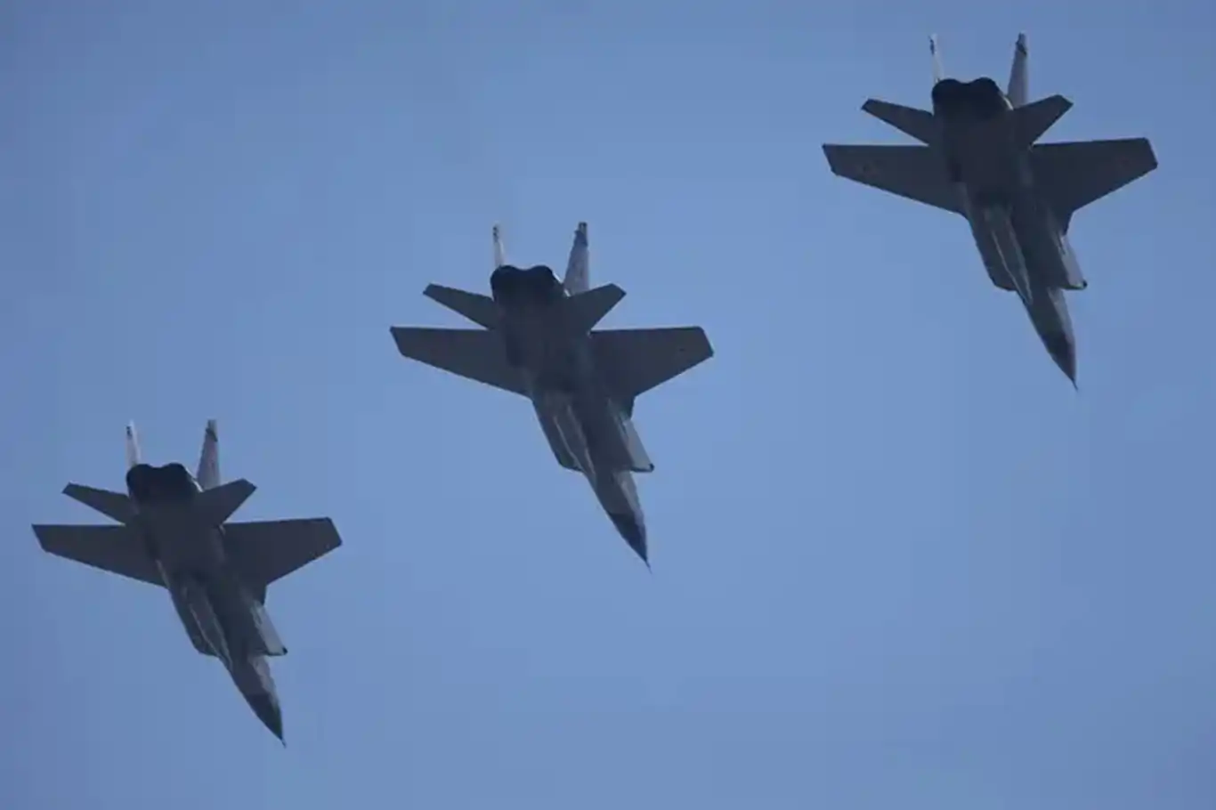 Rus savaş uçakları Estonya hava sahasını ihlal etti Rus savaş uçakları Estonya hava sahasını ihlal etti