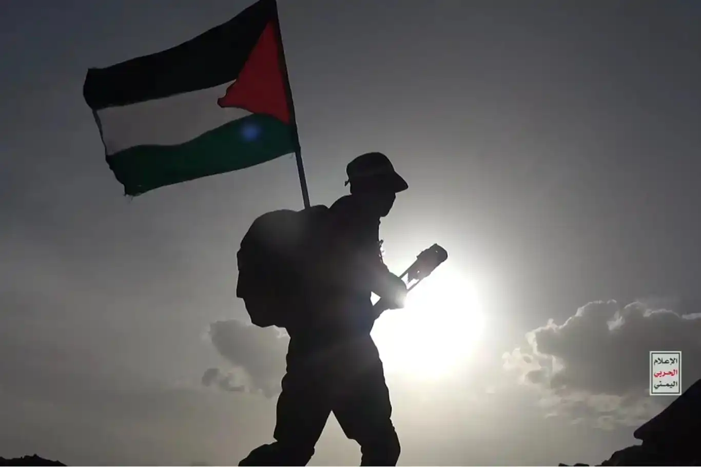 أنصار الله تستهدف 4 مواقع حيوية وسفينة للاحتلال في البحر الأحمر