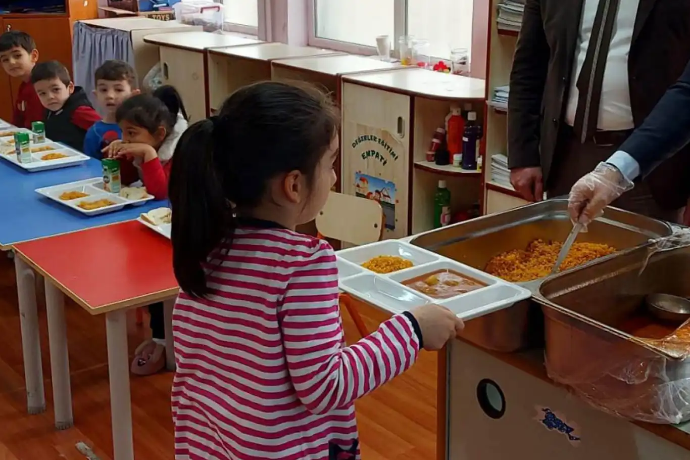 Paketli kekler, çocuğunuzun dikkat dağınıklığına yol açabilir Paketli kekler, çocuğunuzun dikkat dağınıklığına yol açabilir