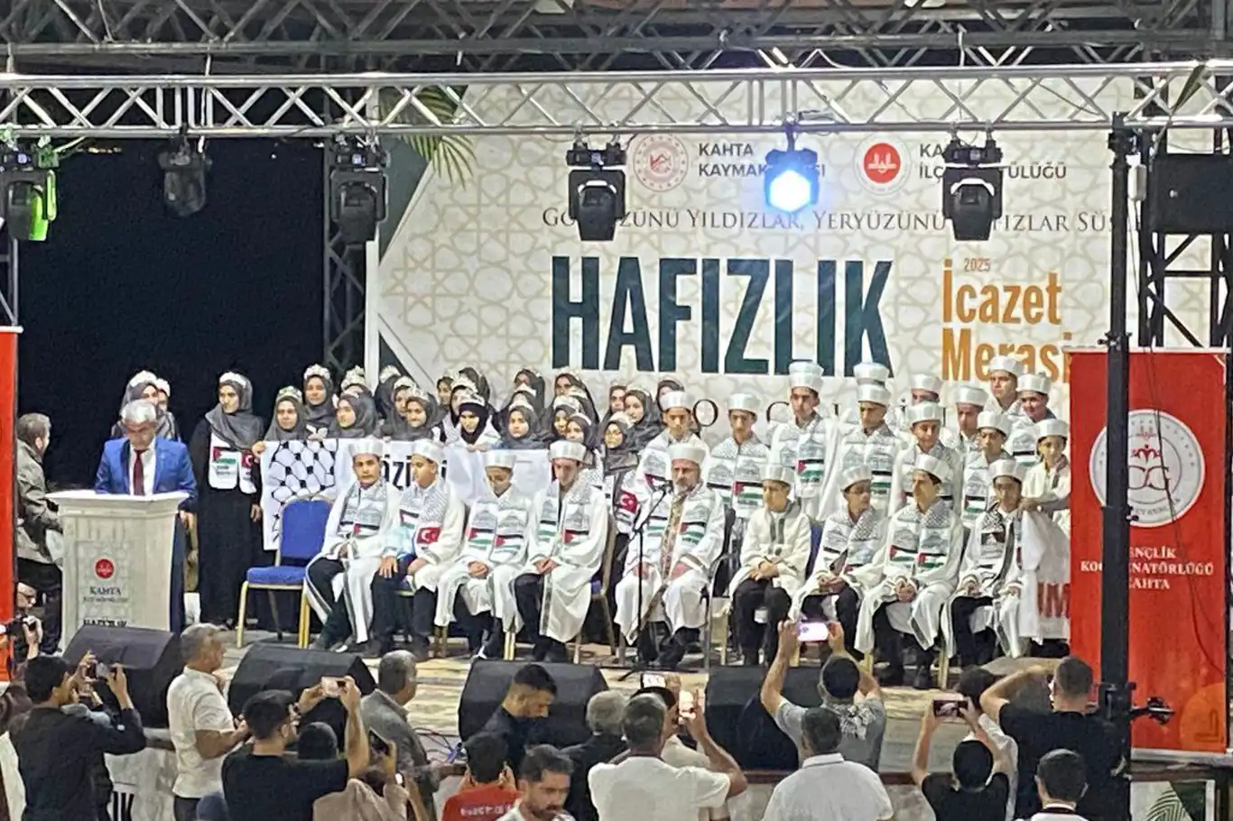 Kahta'da 60 Hafız için icazet programı düzenlendi