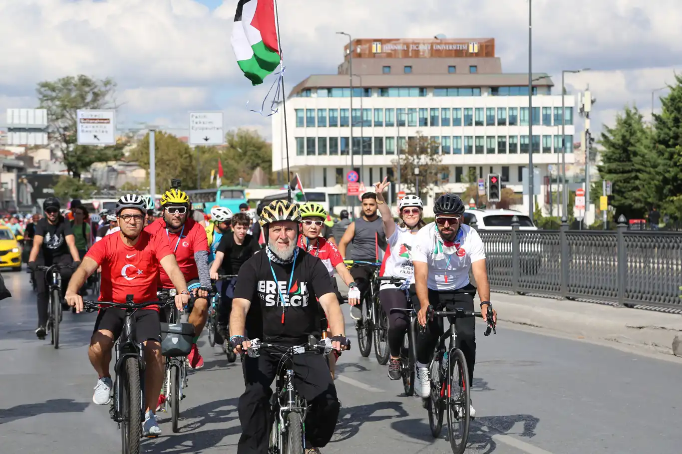 Pedallar Küresel Sumud Filosu'na destek için çevrildi Pedallar Küresel Sumud Filosu'na destek için çevrildi