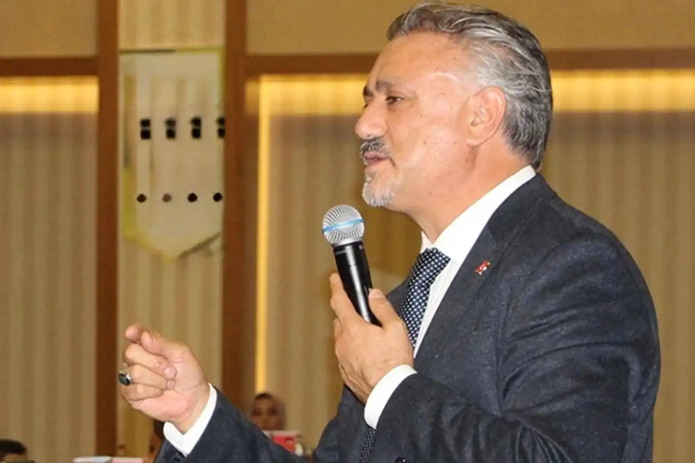 Eğitimci Sarıtaç: Aile desteği olmadan başarı sürdürülemez Eğitimci Sarıtaç: Aile desteği olmadan başarı sürdürülemez
