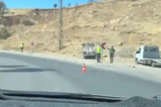 Şırnak'ta virajı alamayan araç takla attı: 2 yaralı