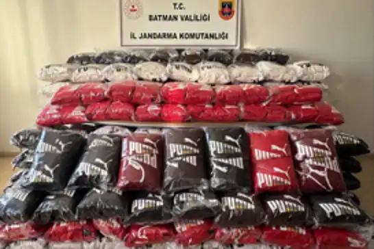 Batman'da 2,5 milyon liralık sahte kıyafet operasyonu