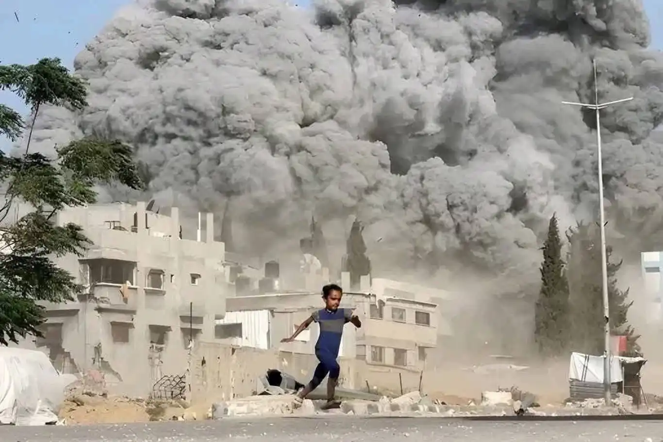 Filistin İnsan Hakları Merkezi: Gazze'deki soykırım durdurulsun Filistin İnsan Hakları Merkezi: Gazze'deki soykırım durdurulsun