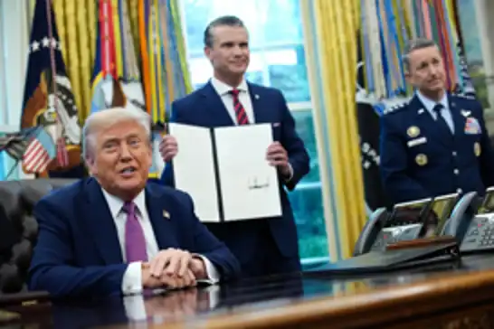 Trump, Savunma Bakanlığı’nın adını "Savaş Bakanlığı" olarak değiştiren kararnameyi imzaladı