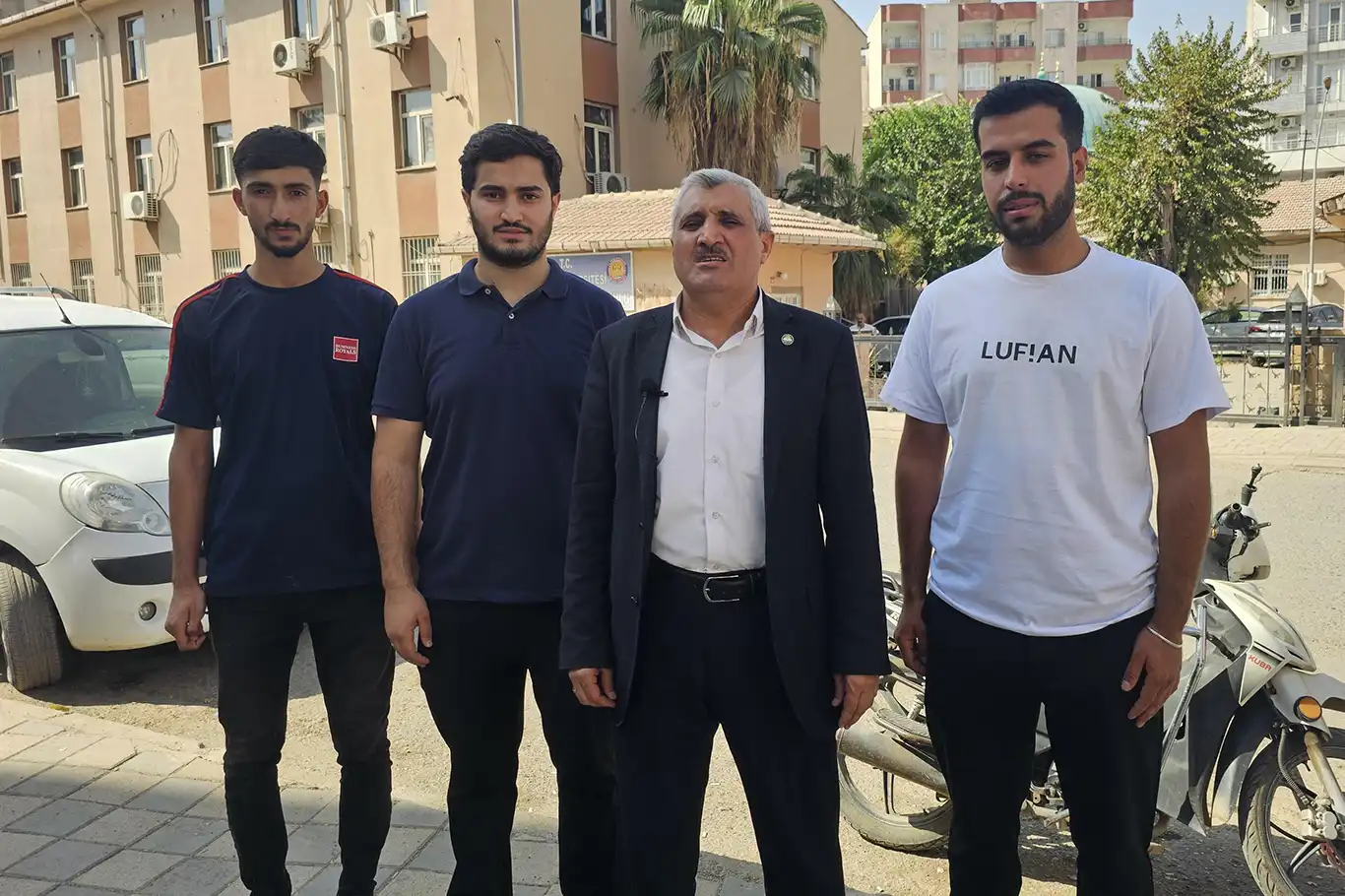 Gözüngül: Cizre Meslek Yüksek Okulu'nda okuyan öğrenciler için yurt yapılmalı