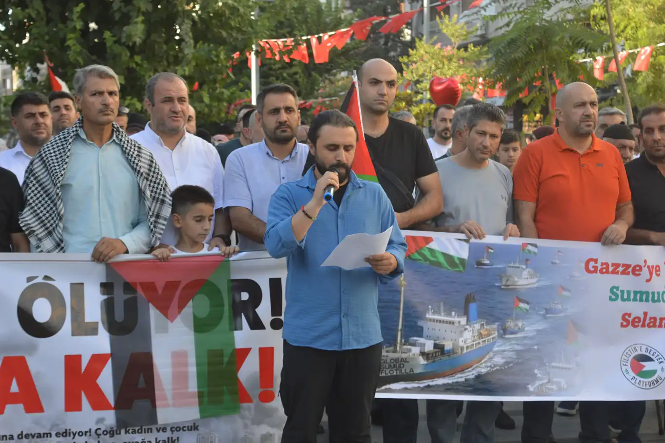 Siirt’ten Gazze’ye destek: Küresel Sumud Filosu'nun yanındayız Siirt’ten Gazze’ye destek: Küresel Sumud Filosu'nun yanındayız
