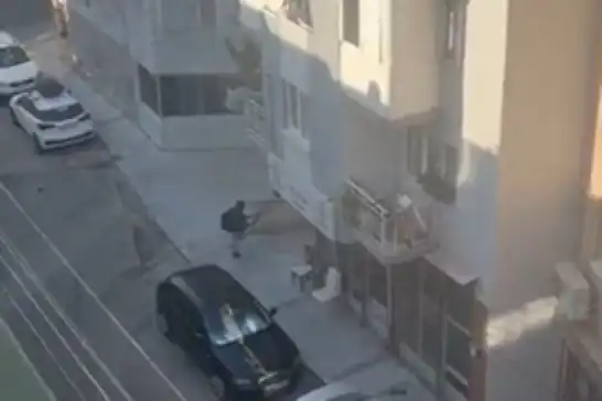 İzmir'de polis karakoluna saldırıda 2 polis hayatını kaybetti