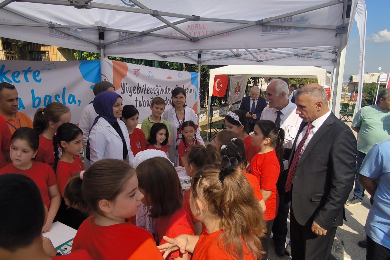 Bursa'da "Sağlıklı Çocuk, Sağlıklı Gelecek" programı gerçekleştirildi