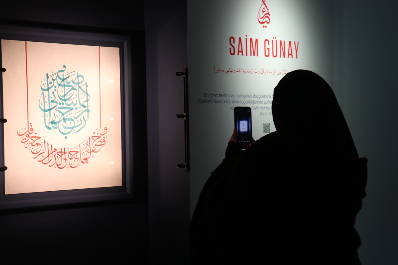 "Hâne" sergisi yoğun ilgi görüyor