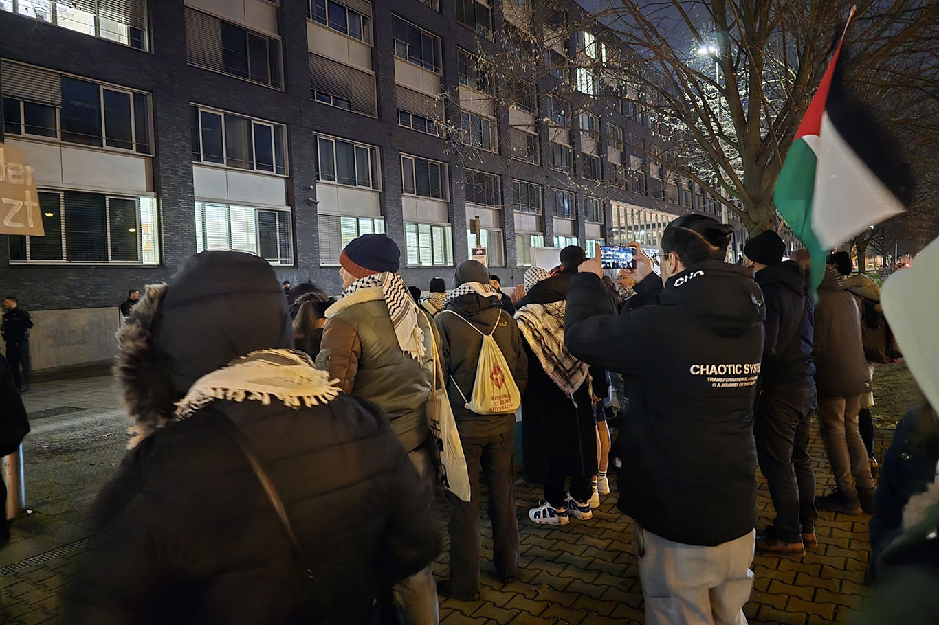 Frankfurt’ta Filistin için protesto: Siyonist rejimin ateşkes ve anlaşmalara uymamasına tepki