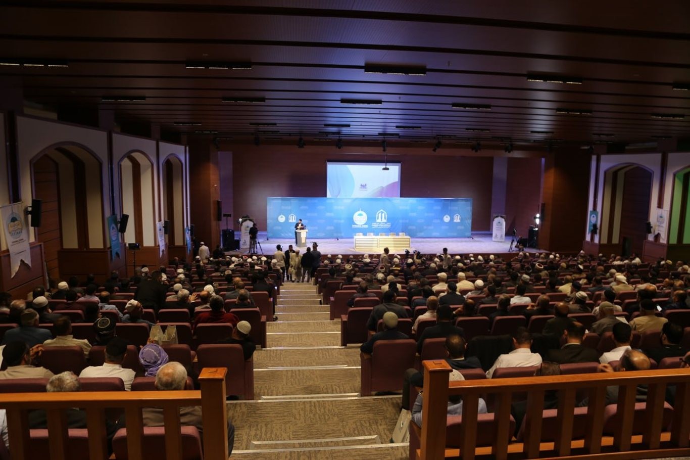یاپیجی اوغلو در گردهمایی علما سخنرانی کرد