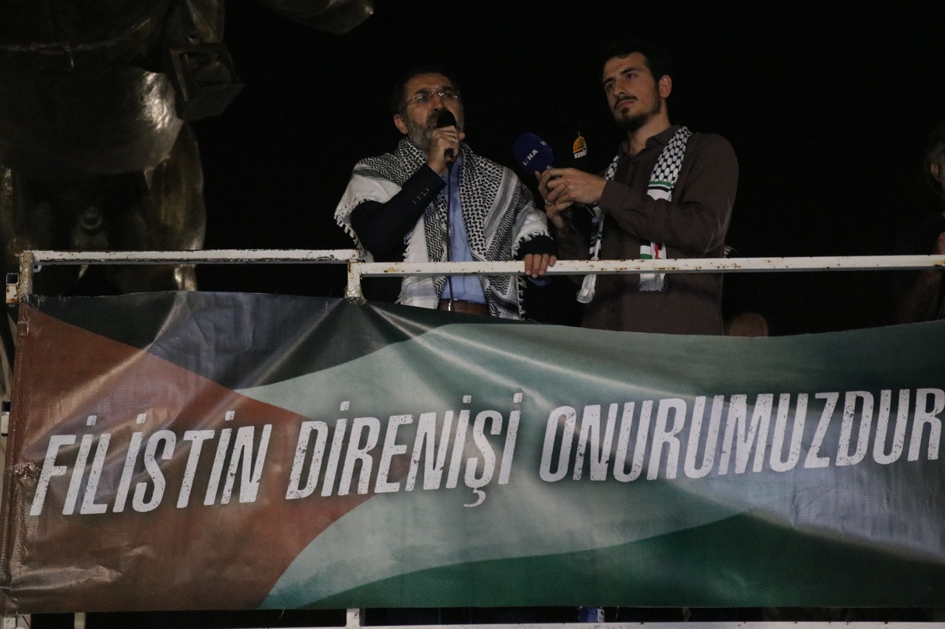 Aksa Tufanı'nın 3'üncü yıl dönümünde Peygamber Sevdalıları ve AGD'den ortak yürüyüş