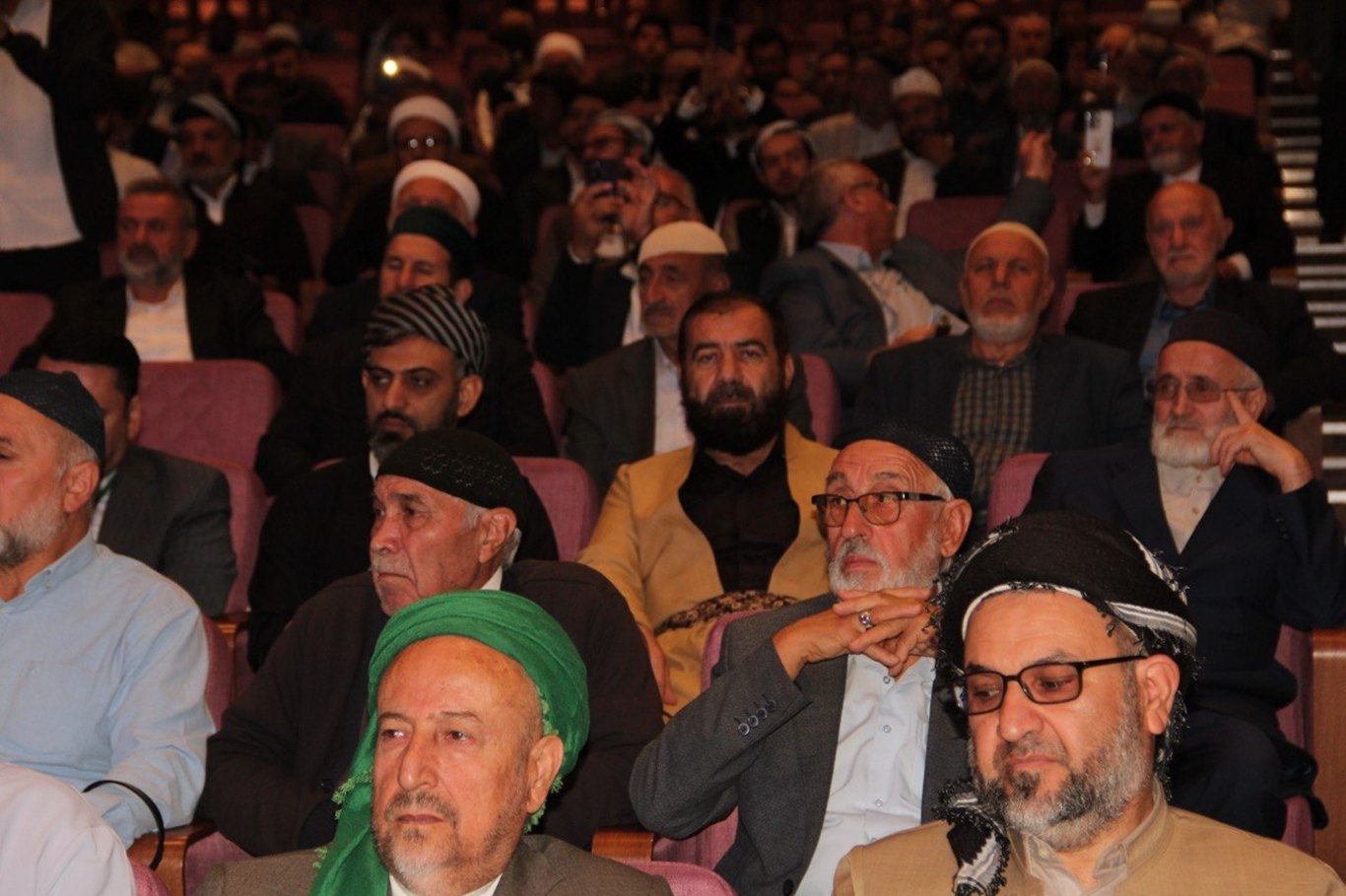 11th Scholars’ Meeting enters final session in Diyarbakır