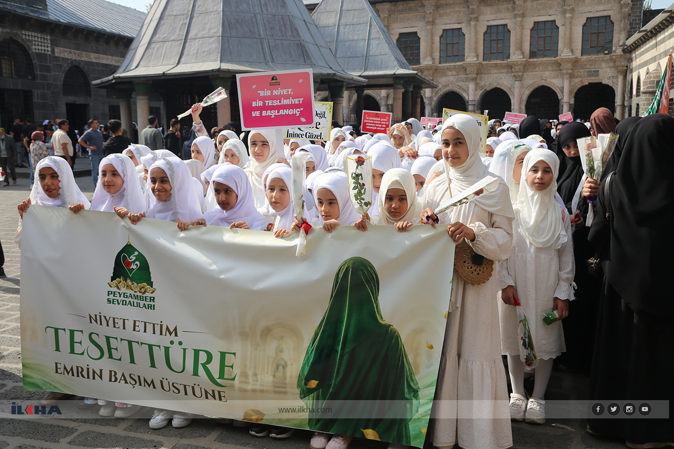 Hundreds of girls attend hijab ceremony organized by Prophet Lovers in Diyarbakır