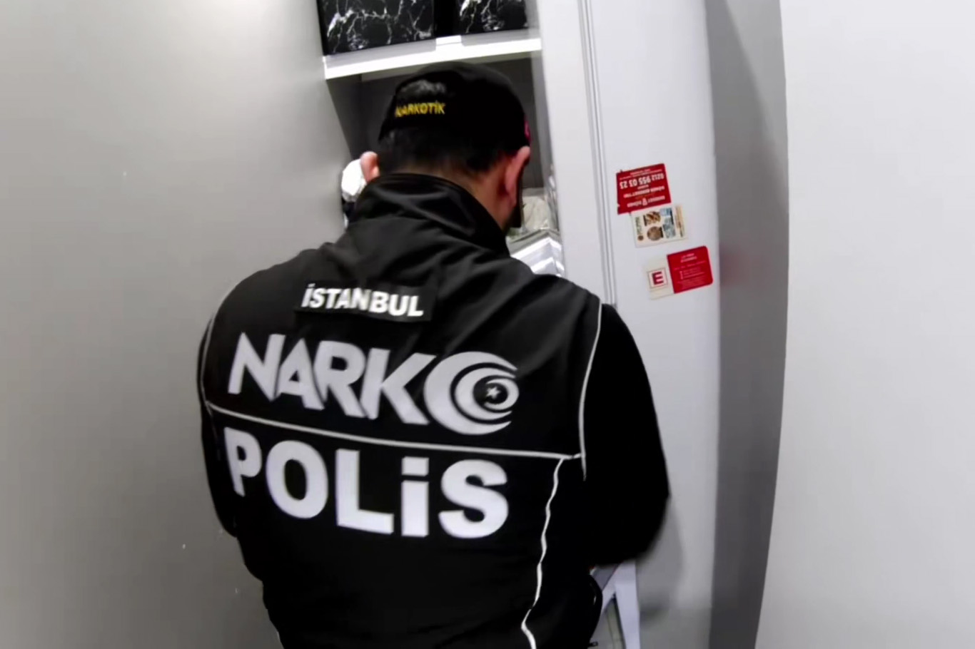 İstanbul merkezli 13 ilde uluslararası uyuşturucu şebekesine operasyon: 42 şüpheli yakalandı