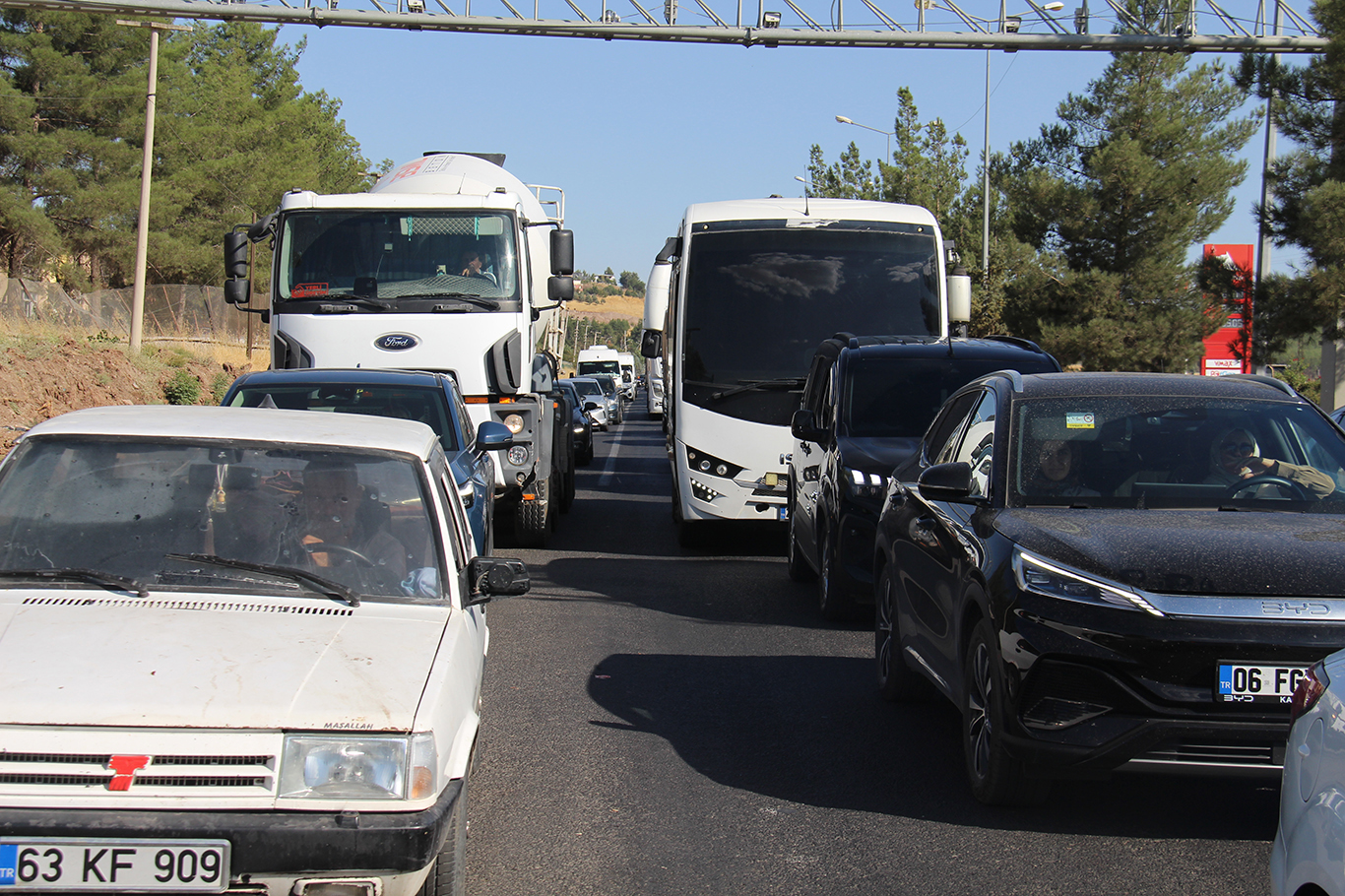 Diyarbakır’da yol çalışması çileye dönüştü