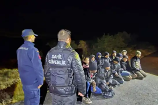 İzmir'de 50 düzensiz göçmen yakalandı