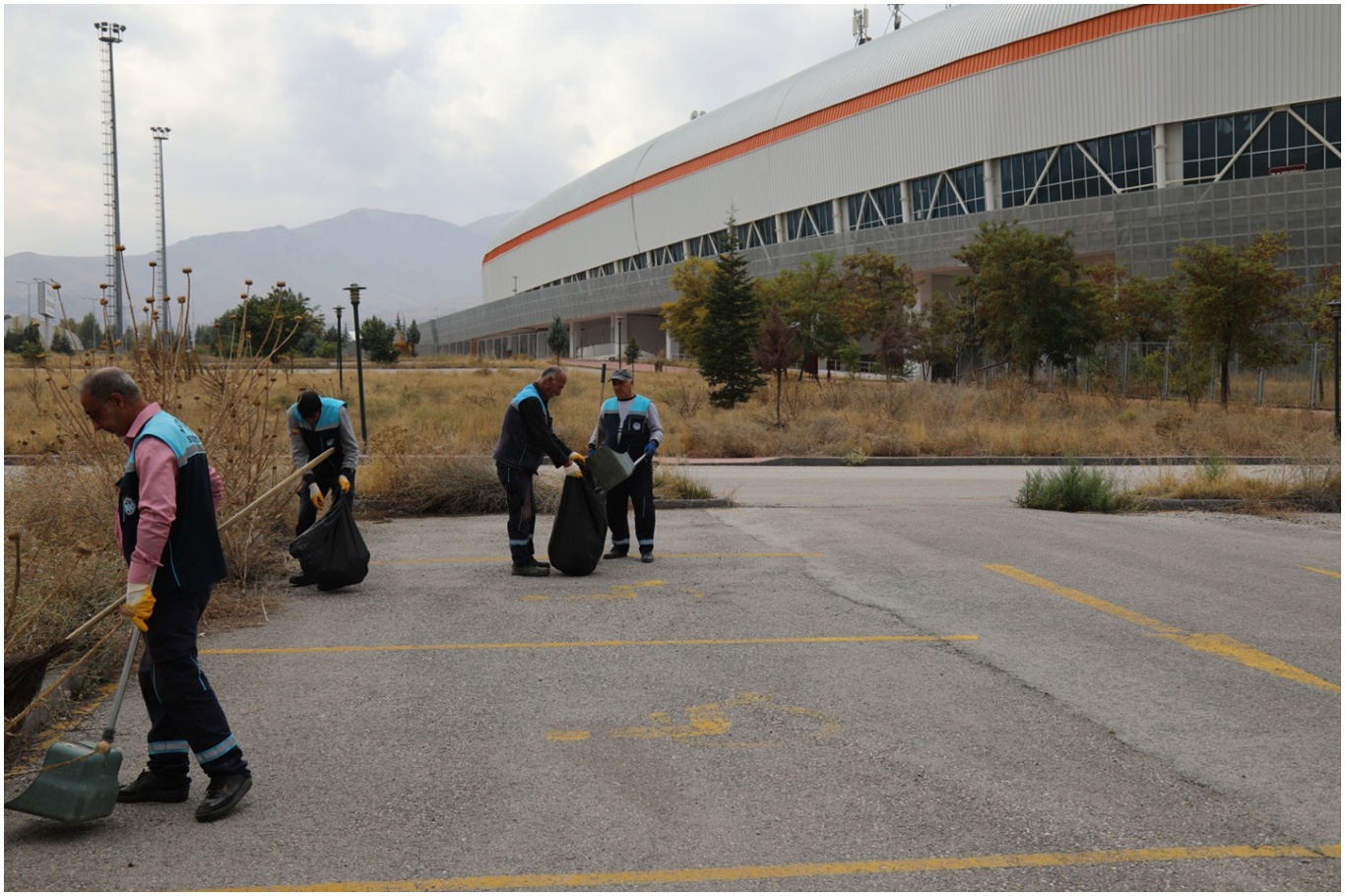 Battalgazi’de cadde, sokak ve ortak alanlarda temizlik çalışması