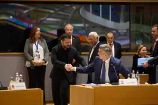 Zelenskiy, AB'den ek 70 milyar euro talep etti ve ABD'ye karşı hayal kırıklığını dile getirdi