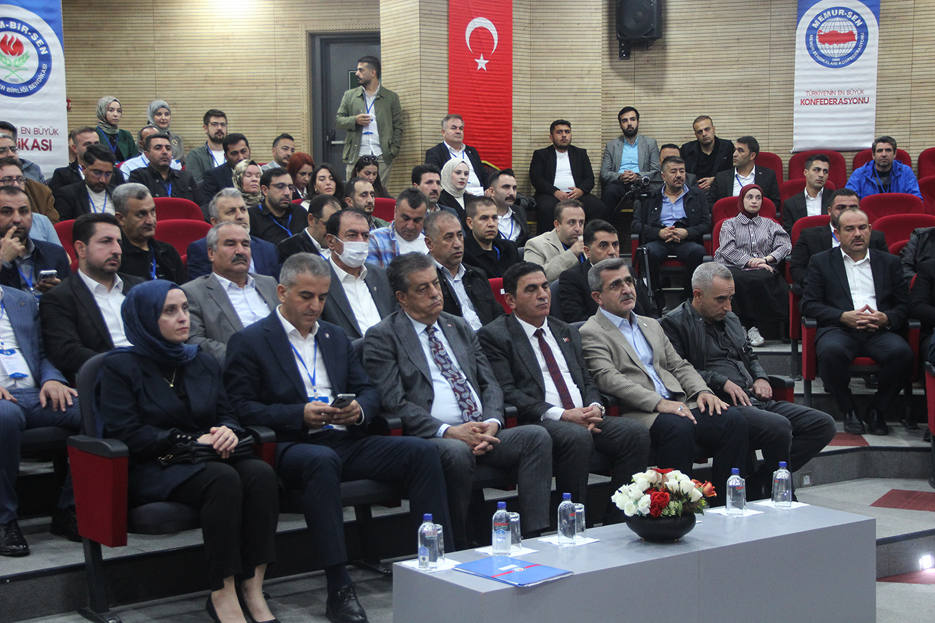 EĞİTİM-BİR-SEN ŞIRNAK’TA ABDULLAH ÇATI GÜVEN TAZELEDİ