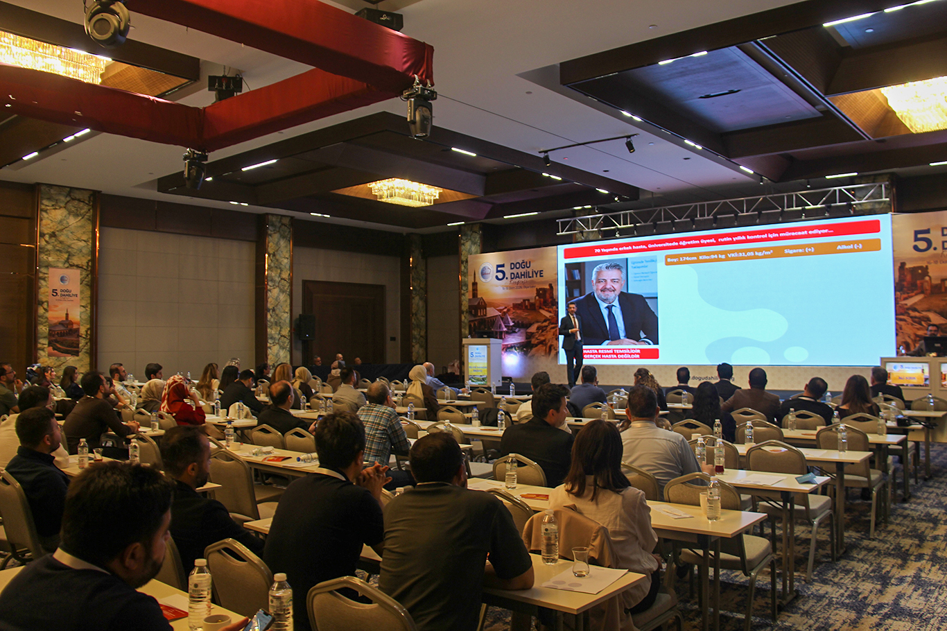 Doğu Dahiliye Kongresi 600 hekimi Diyarbakır'da buluşturdu