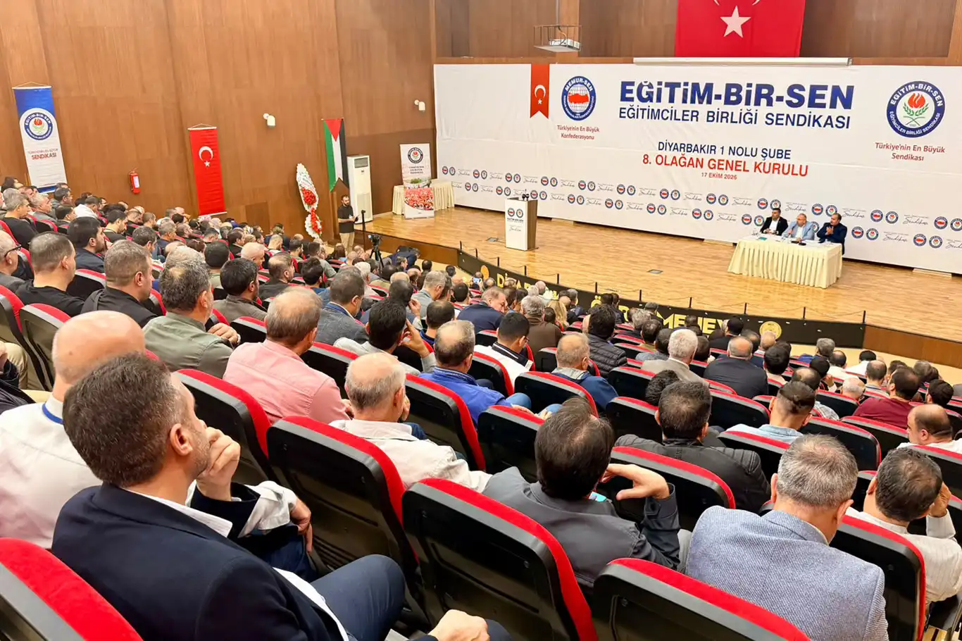 Eğitim Bir-Sen Diyarbakır 1 nolu Şube Başkanı Tekdemir güven tazeledi