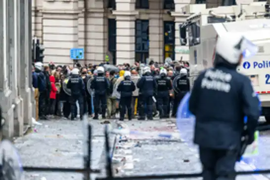 Belçika'daki protestolarda 45 kişi gözaltına alındı