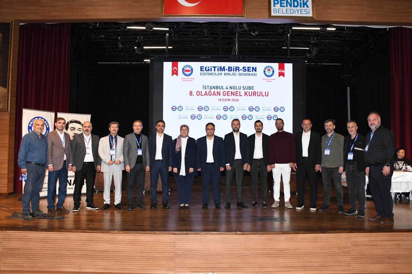 Eğitim-Bir-Sen İstanbul 4 No'lu Şube Başkanı Duran güven tazeledi