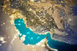 سه نفتکش متعلق به امارات متحده عربی در تنگه هرمز مورد حمله قرار گرفتند