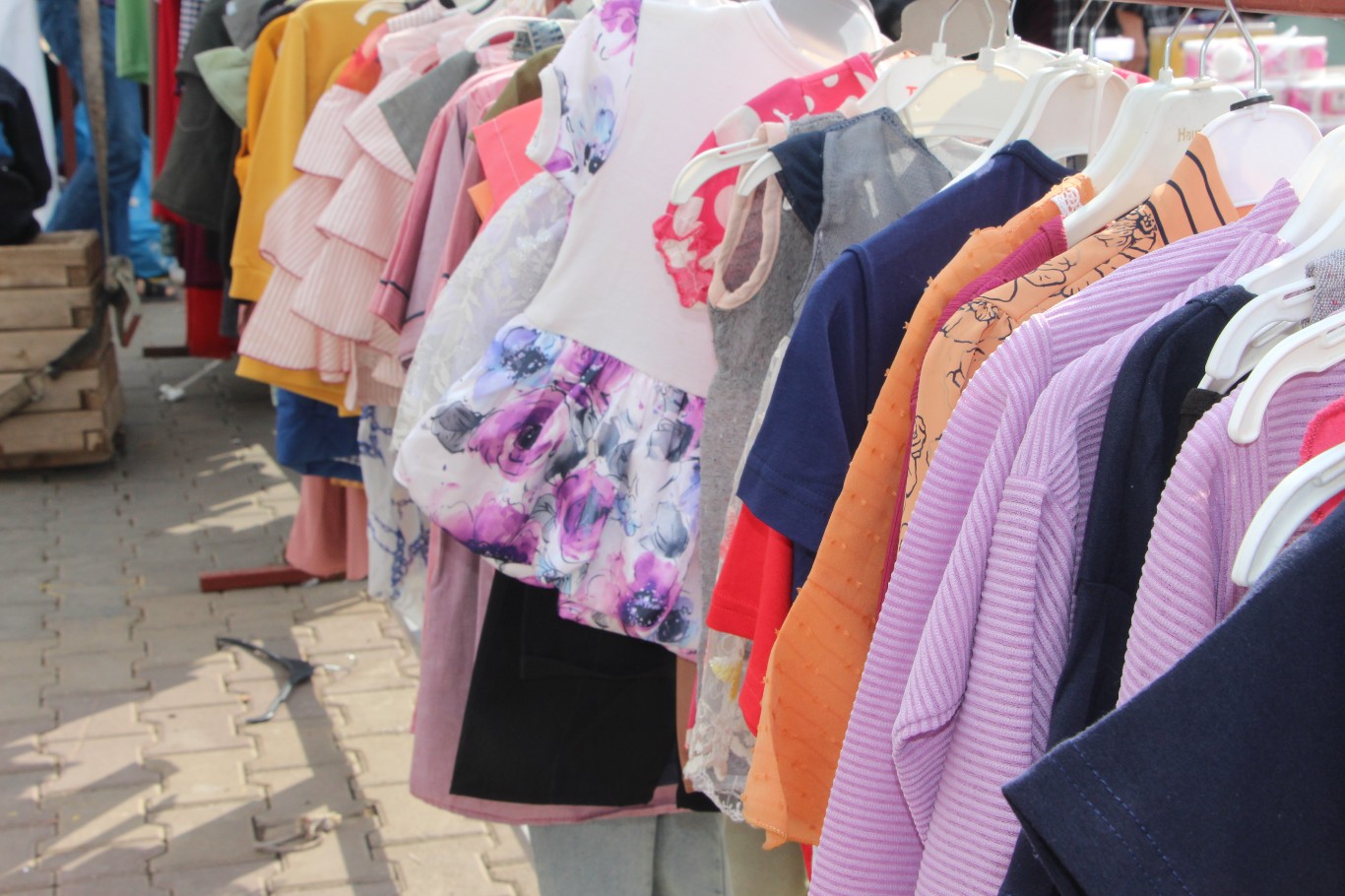 Umut Kervanı Kızıltepe’den ihtiyaç sahiplerine yönelik kermes