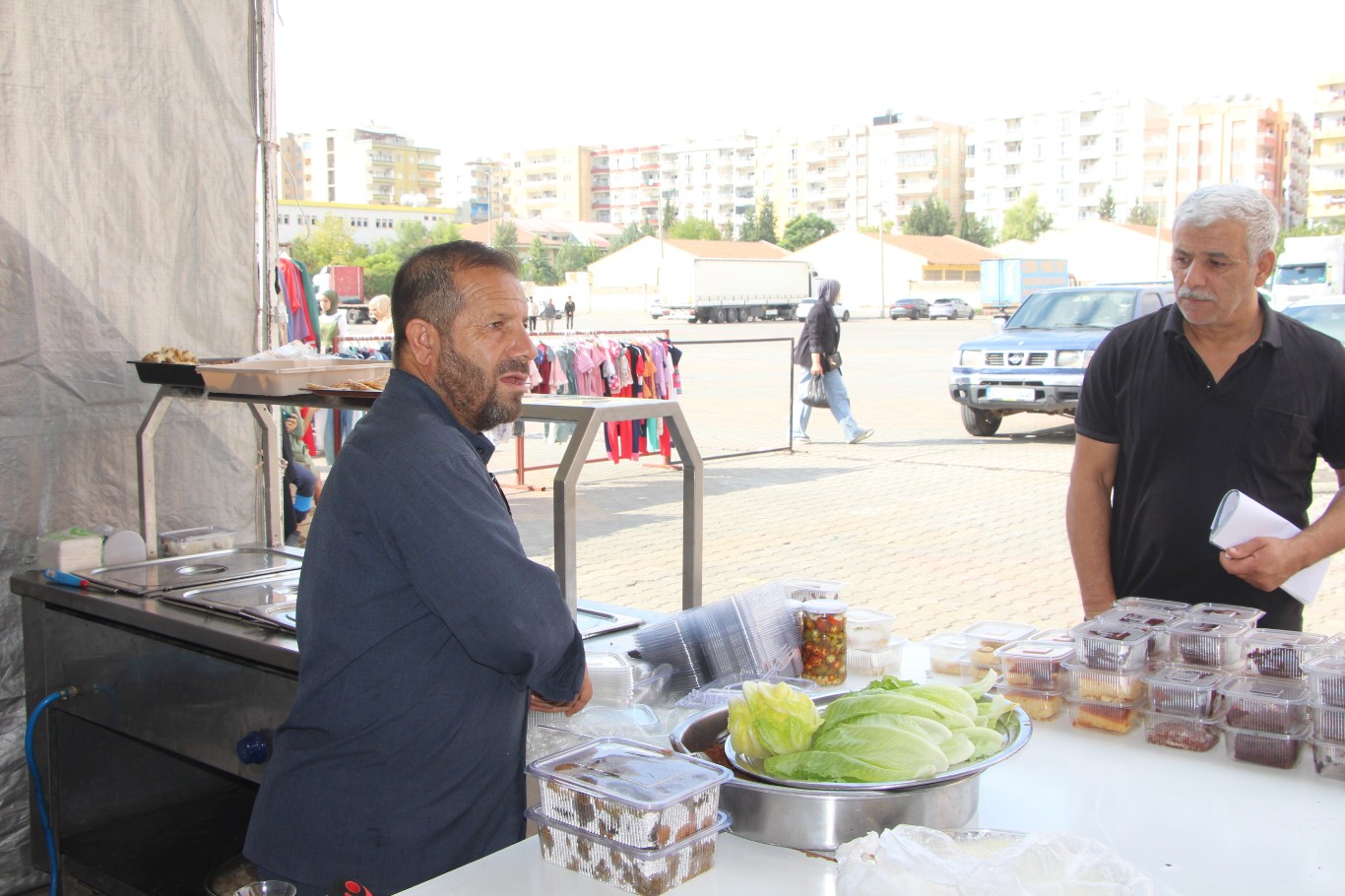 Umut Kervanı Kızıltepe’den ihtiyaç sahiplerine yönelik kermes