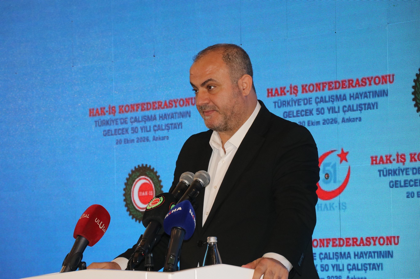 HAK-İŞ çalışma hayatının gelecek 50 yılını masaya yatırdı