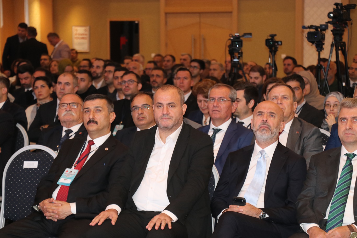 HAK-İŞ, çalışma hayatının gelecek 50 yılını masaya yatırdı