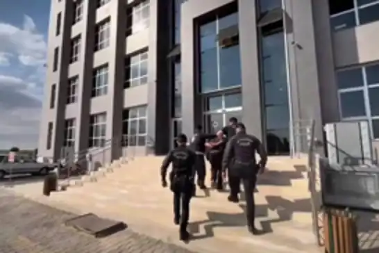 Suruç'ta 36 yıl 5 ay hapis cezasıyla aranan şüpheli yakalandı