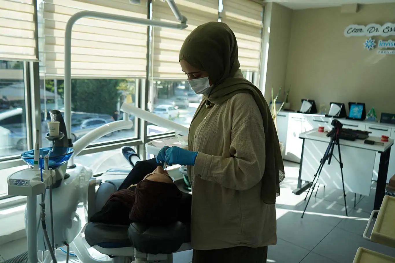 Diş sağlığının korunmasında doğru bakım alışkanlıkları önem taşıyor