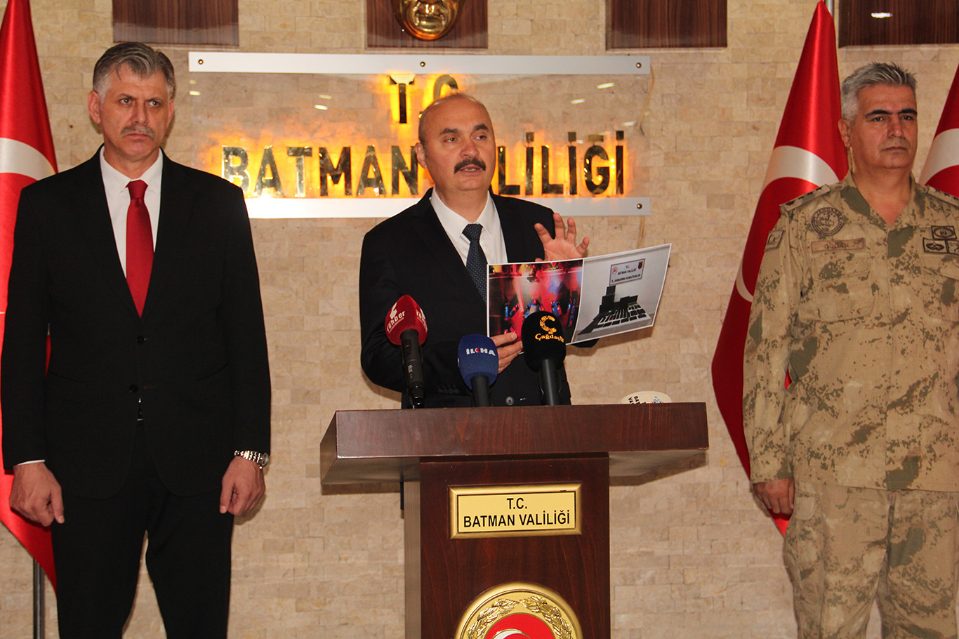 Vali Canalp: Batman'ın hakkını ve hukukunu kimse çiğneyemez